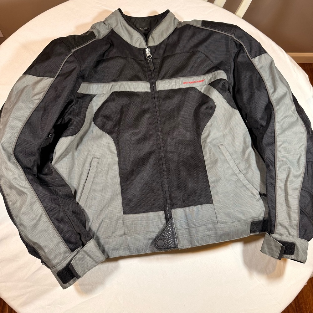 Castle Streetwear Motorcycle Racing Jacket XL Zip Out‎ Liner Elbow Pads Casual